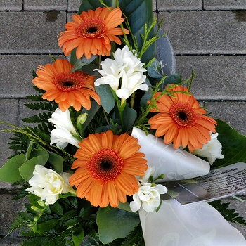 Kukka Ulvila Hautakimppu