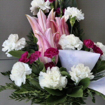 Kukka Ulvila Hautakimppu